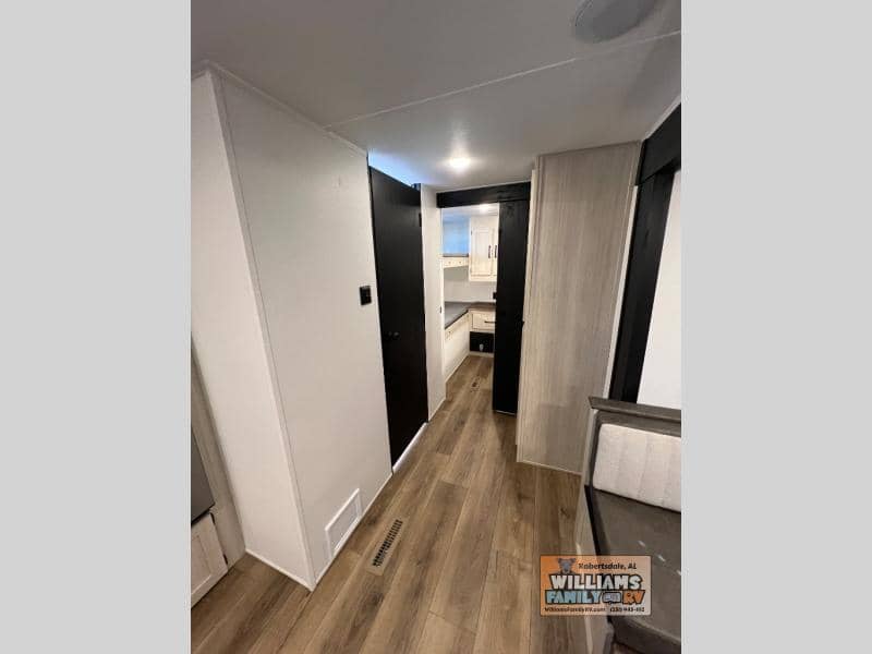 2026 Forest River 2026 Forest River Puma - thumbnail 18