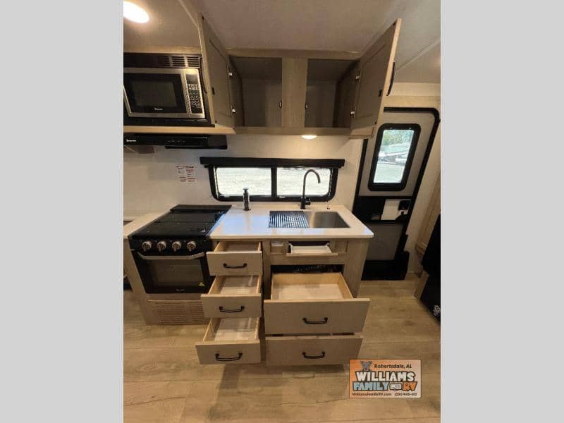 2025 Forest River 2025 Forest River Flagstaff Micro Lite - thumbnail 19