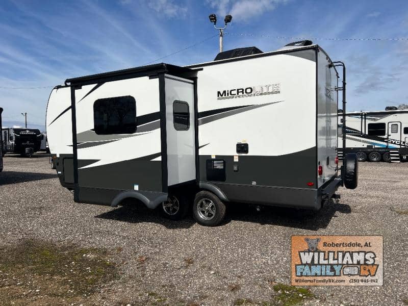 2025 Forest River 2025 Forest River Flagstaff Micro Lite - thumbnail 26