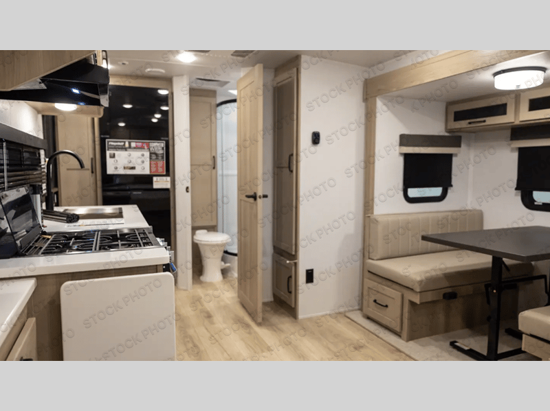 2025 Forest River 2025 Forest River Flagstaff Micro Lite - thumbnail 36