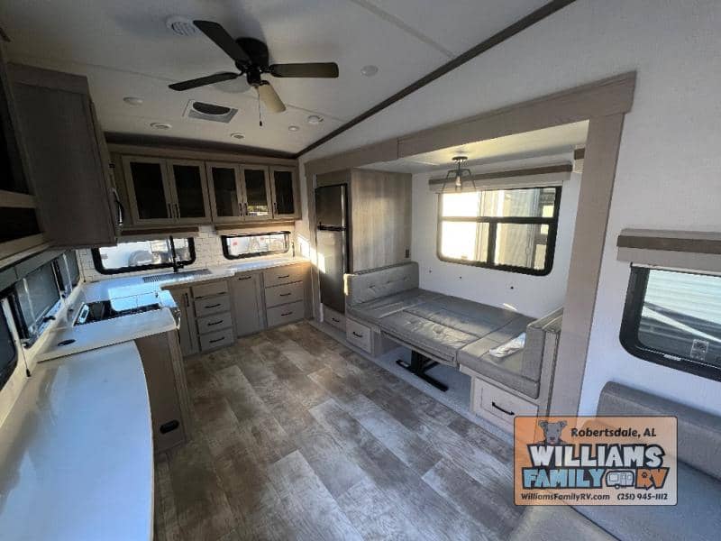 2024 Forest River 2024 Forest River Rockwood Signature - thumbnail 4