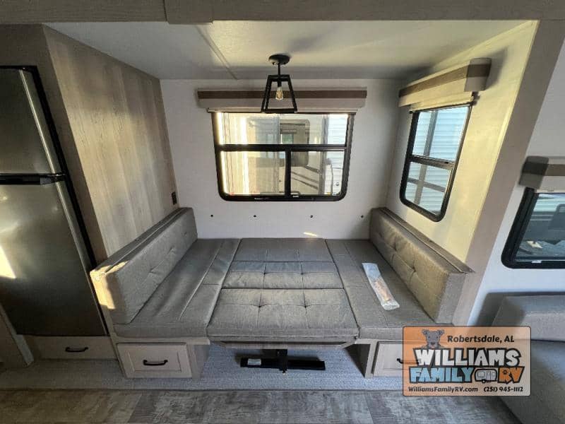 2024 Forest River 2024 Forest River Rockwood Signature - thumbnail 8