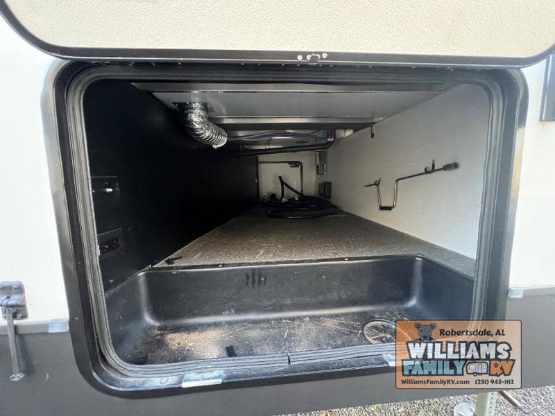 2024 Forest River 2024 Forest River Rockwood Signature - thumbnail 32