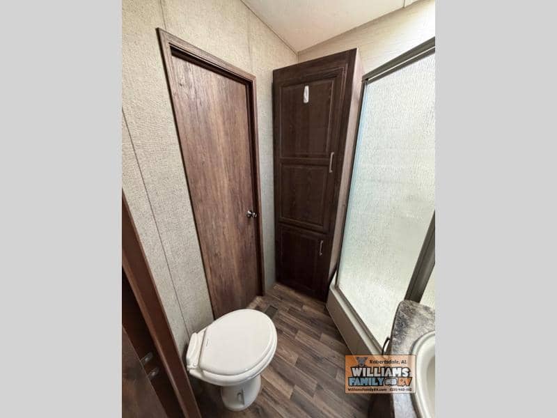 2016 Keystone RV 2016 Keystone RV Cougar - thumbnail 14