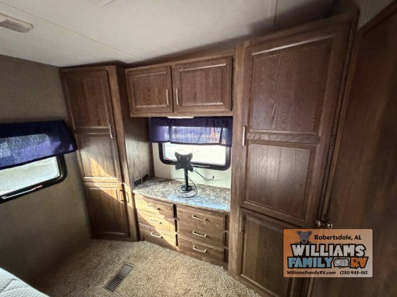 2016 Keystone RV 2016 Keystone RV Cougar - thumbnail 17