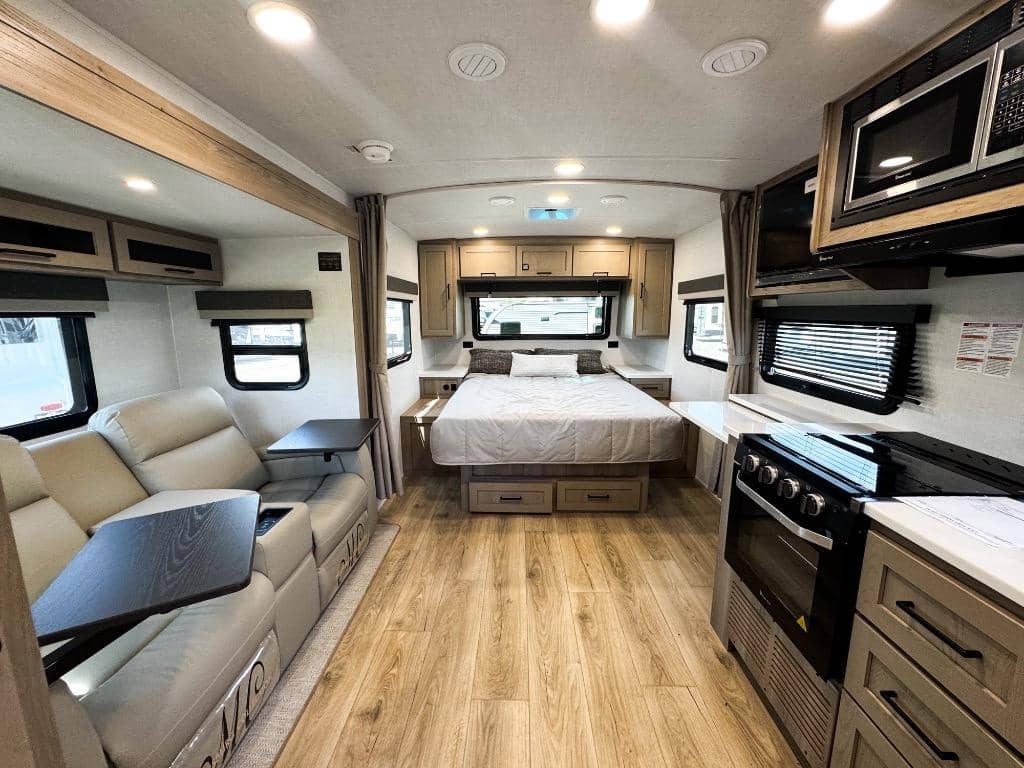 2026 Forest River 2026 Forest River Rockwood Mini Lite - thumbnail 4