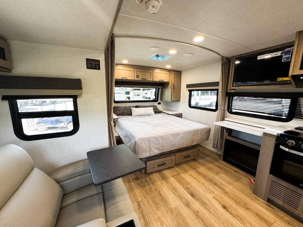 2026 Forest River 2026 Forest River Rockwood Mini Lite - thumbnail 5