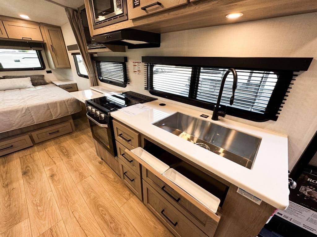 2026 Forest River 2026 Forest River Rockwood Mini Lite - thumbnail 13