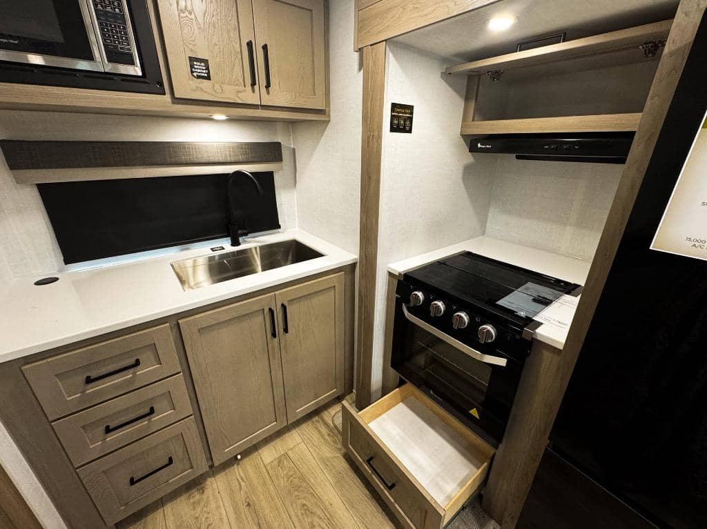 2026 Forest River 2026 Forest River Rockwood Mini Lite - thumbnail 7