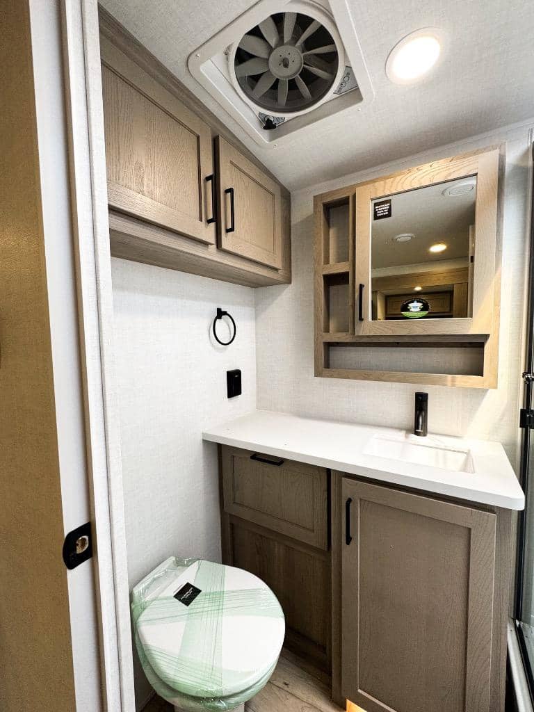 2026 Forest River 2026 Forest River Rockwood Mini Lite - thumbnail 9