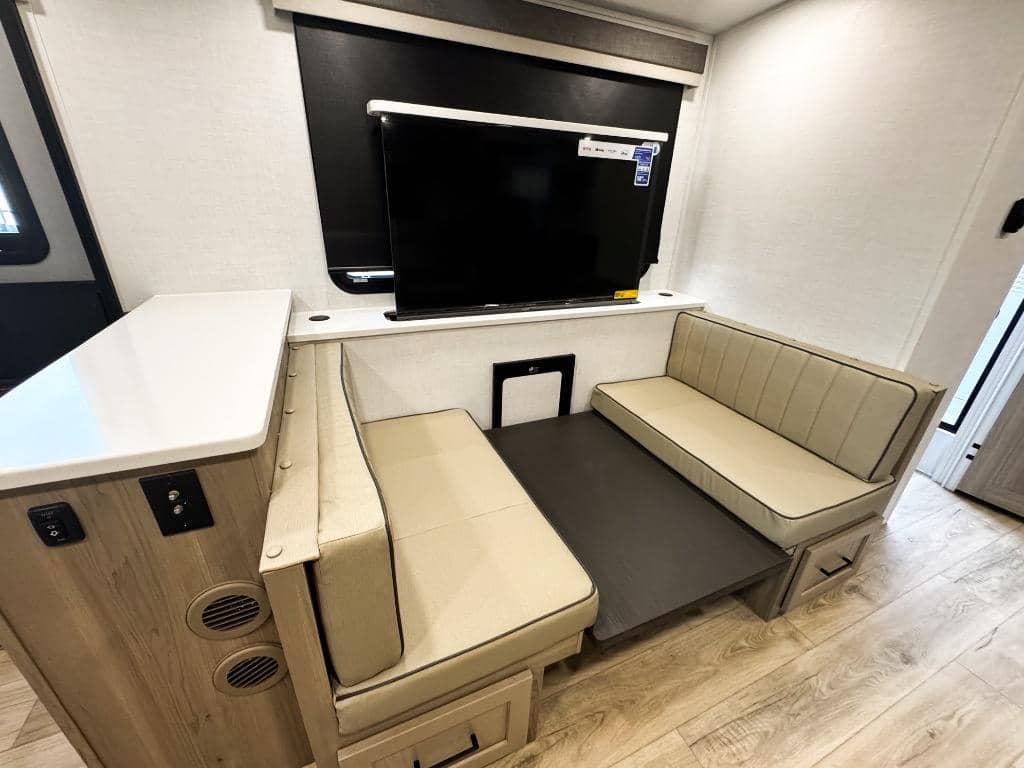 2026 Forest River 2026 Forest River Rockwood Mini Lite - thumbnail 16