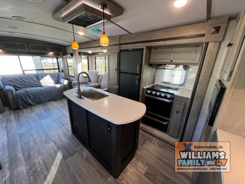 2021 Keystone RV 2021 Keystone RV Outback - thumbnail 4