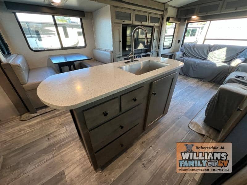 2021 Keystone RV 2021 Keystone RV Outback - thumbnail 10