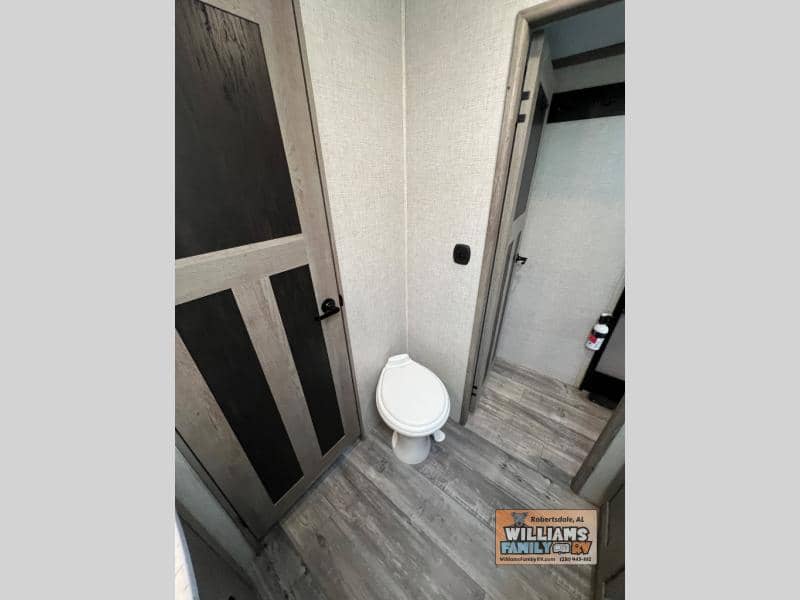 2021 Keystone RV 2021 Keystone RV Outback - thumbnail 21