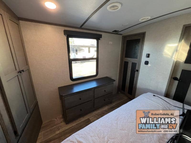 2021 Keystone RV 2021 Keystone RV Outback - thumbnail 25