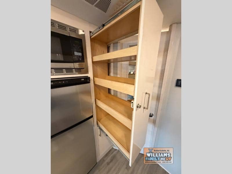 2023 Renegade 2023 Renegade Vienna - thumbnail 11