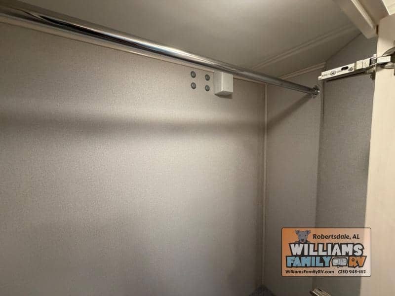 2023 Renegade 2023 Renegade Vienna - thumbnail 21