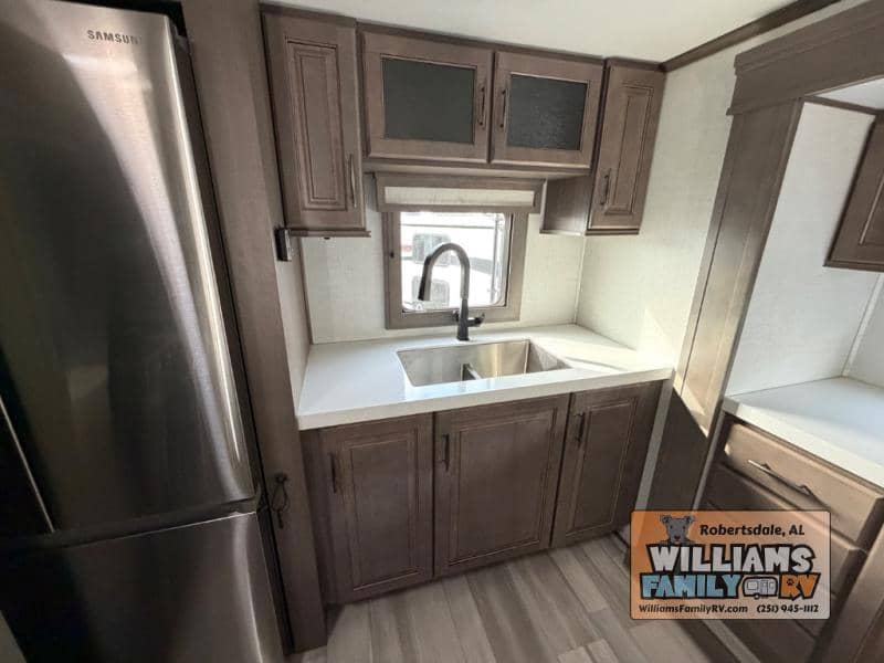 2023 Grand Design 2023 Grand Design Solitude - thumbnail 20