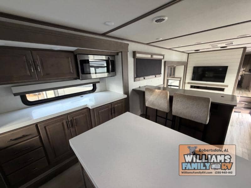 2023 Grand Design 2023 Grand Design Solitude - thumbnail 21