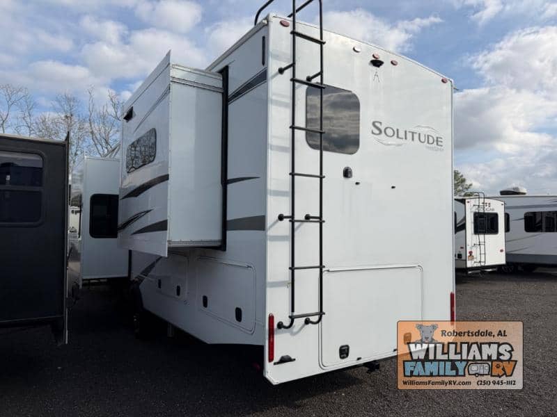 2023 Grand Design 2023 Grand Design Solitude - thumbnail 24