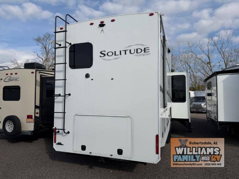 2023 Grand Design 2023 Grand Design Solitude - thumbnail 25