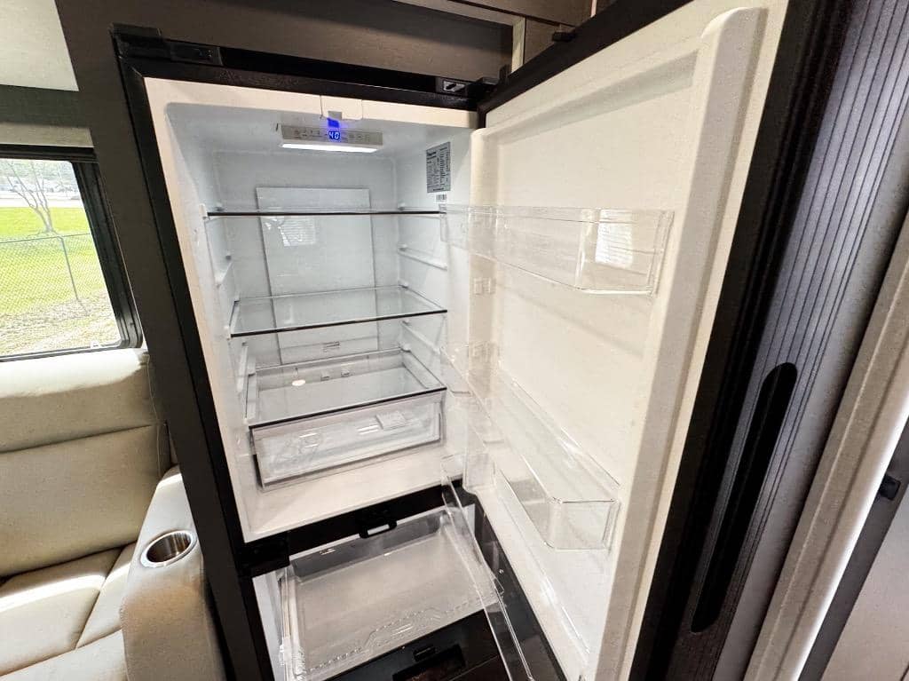 2026 Forest River 2026 Forest River Rockwood Ultra Lite - thumbnail 13