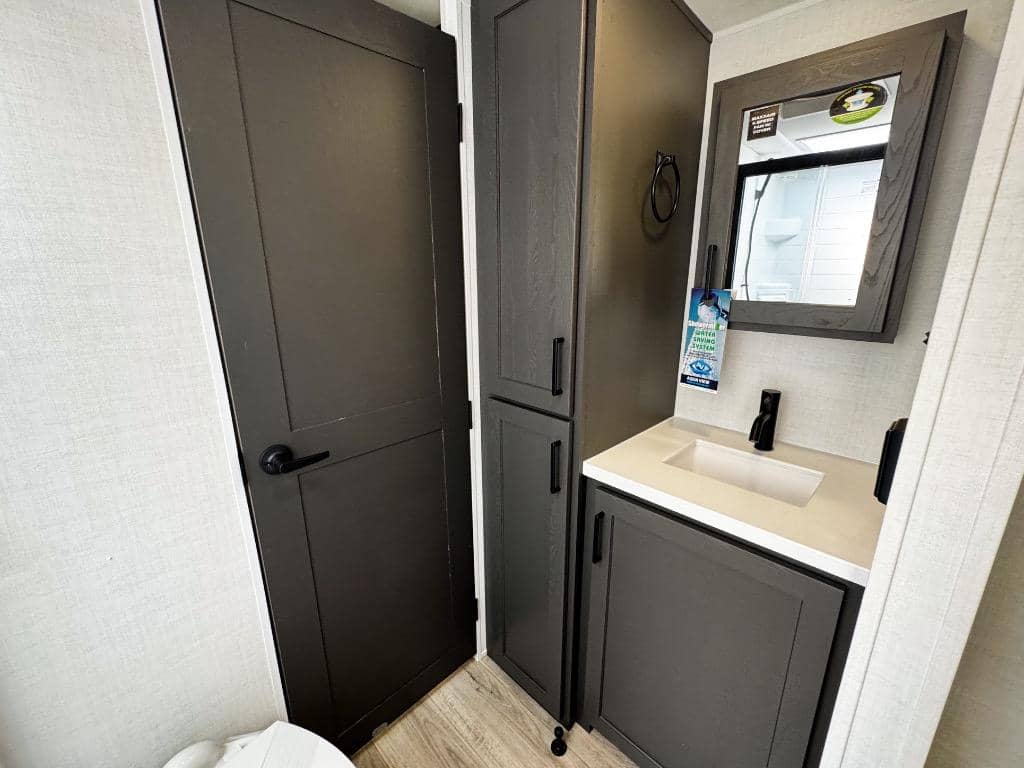 2026 Forest River 2026 Forest River Rockwood Ultra Lite - thumbnail 19