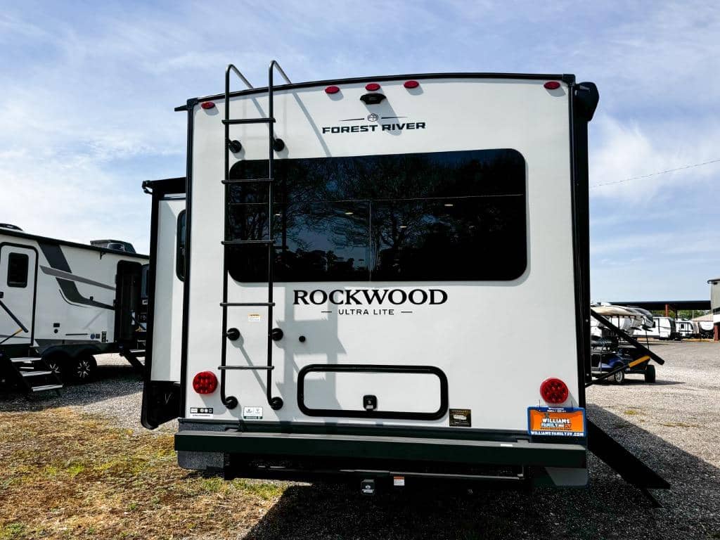 2026 Forest River 2026 Forest River Rockwood Ultra Lite - thumbnail 26