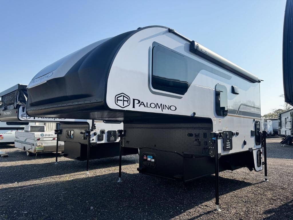 2026 Palomino 2026 Palomino Backpack Edition - thumbnail 1