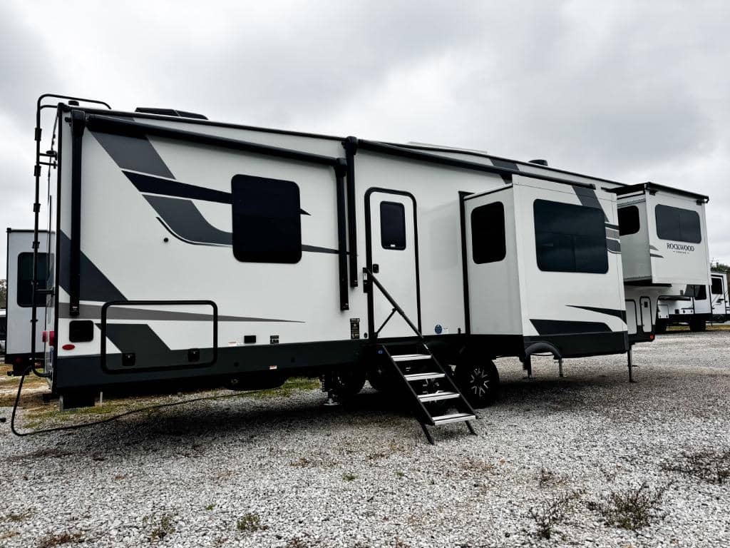 2026 Forest River 2026 Forest River Rockwood Signature - thumbnail 57