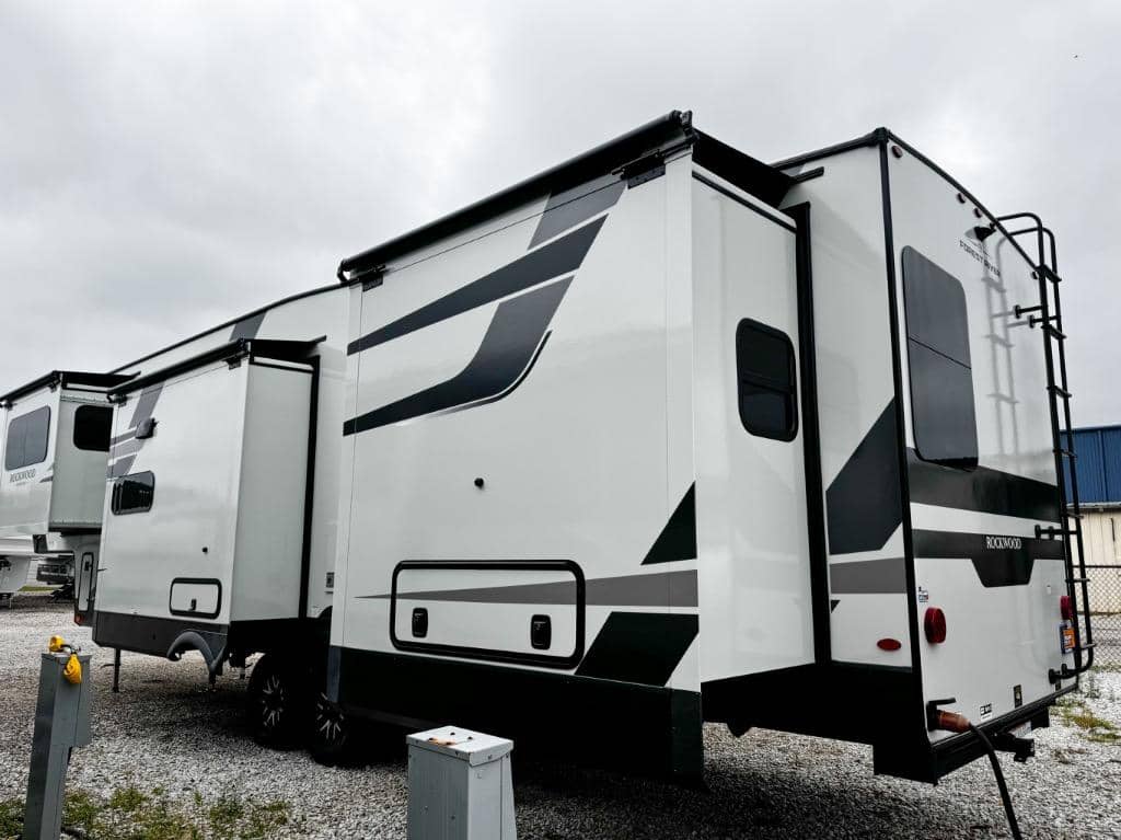 2026 Forest River 2026 Forest River Rockwood Signature - thumbnail 58