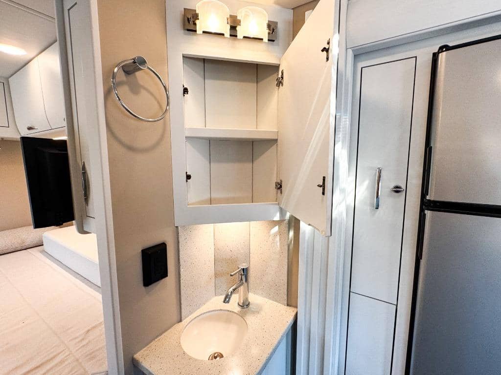 2026 Renegade 2026 Renegade Vienna - thumbnail 11