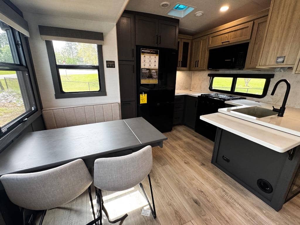 2026 Forest River 2026 Forest River Rockwood Signature - thumbnail 14