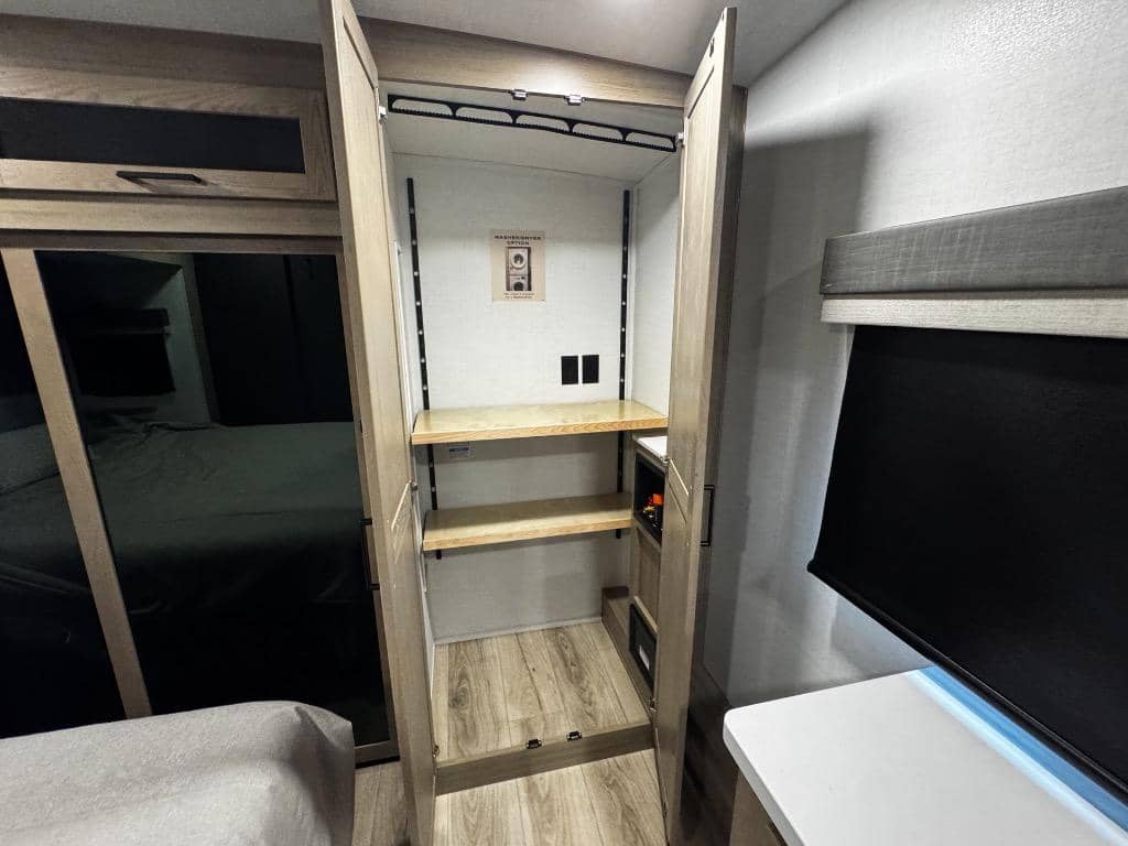 2026 Forest River 2026 Forest River Rockwood Signature - thumbnail 51