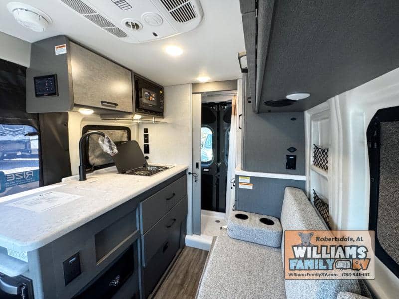 2026 Thor Motor Coach 2026 Thor Motor Coach Rize - thumbnail 5