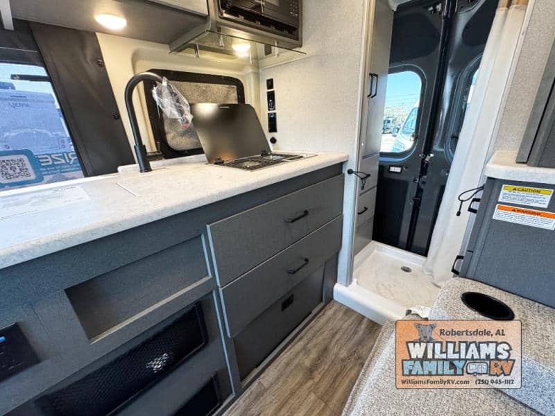 2026 Thor Motor Coach 2026 Thor Motor Coach Rize - thumbnail 8