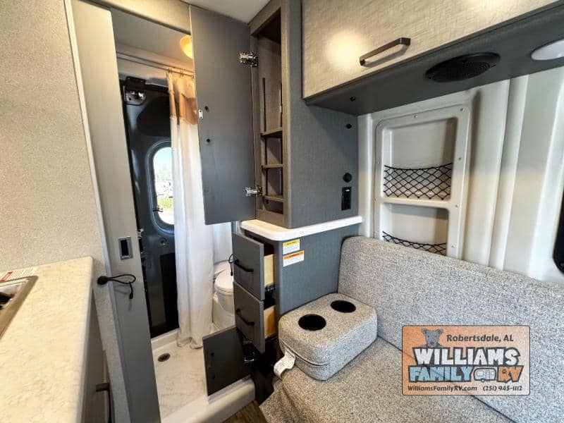 2026 Thor Motor Coach 2026 Thor Motor Coach Rize - thumbnail 10