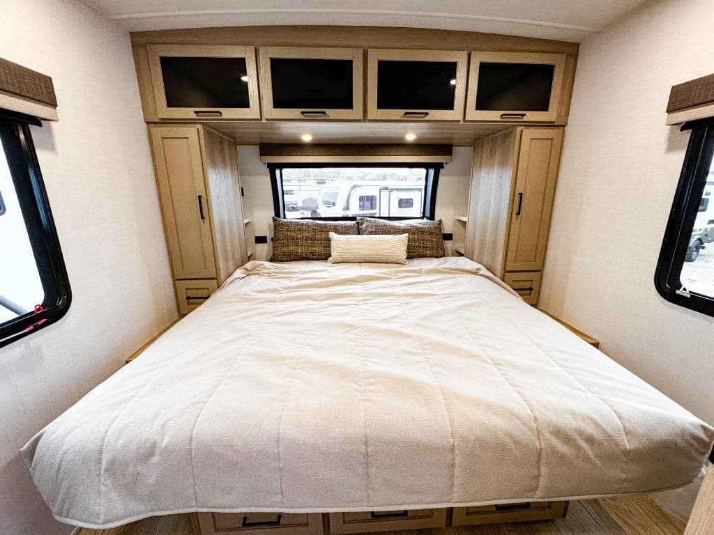 2026 Forest River 2026 Forest River Rockwood Ultra Lite - thumbnail 21