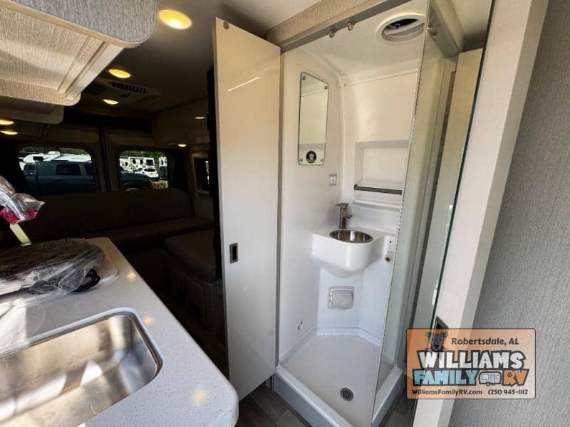 2026 Thor Motor Coach 2026 Thor Motor Coach Tellaro - thumbnail 16