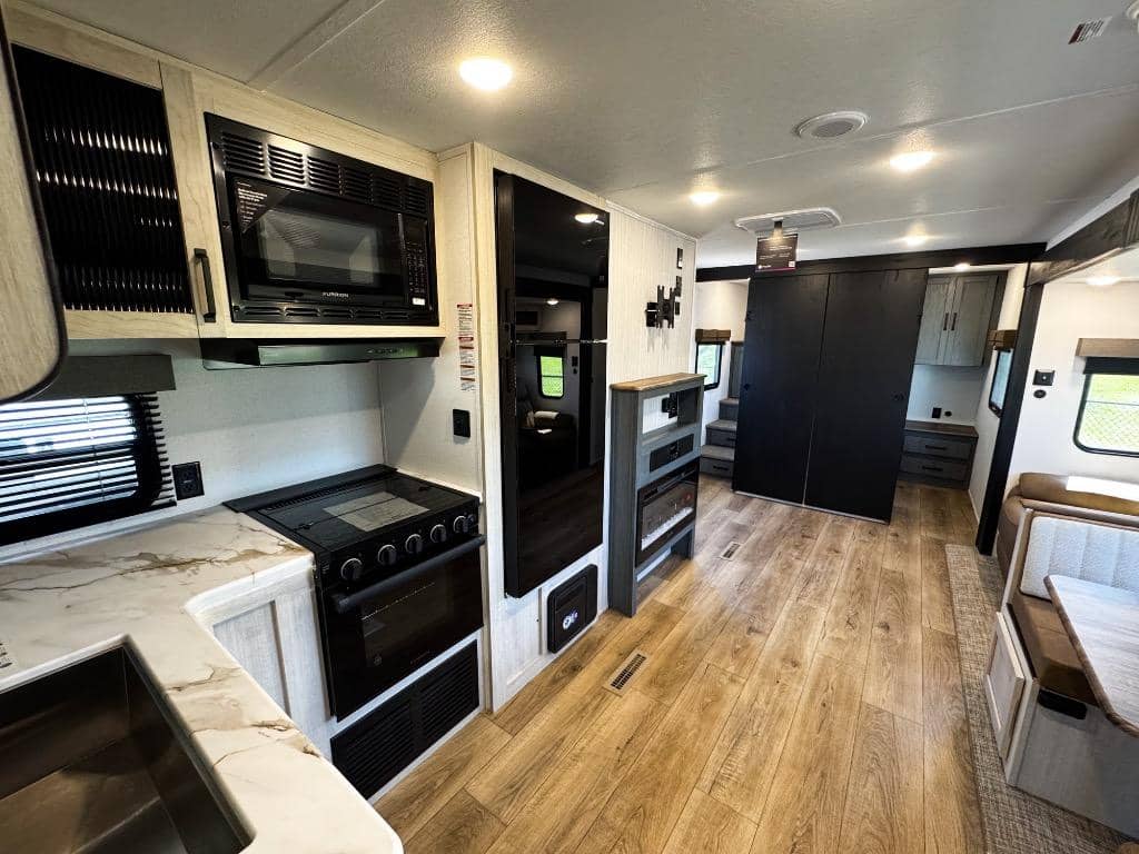 2026 Forest River 2026 Forest River Puma - thumbnail 11