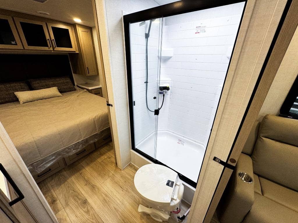 2026 Forest River RV 2026 Forest River RV Rockwood Ultra Lite - thumbnail 19