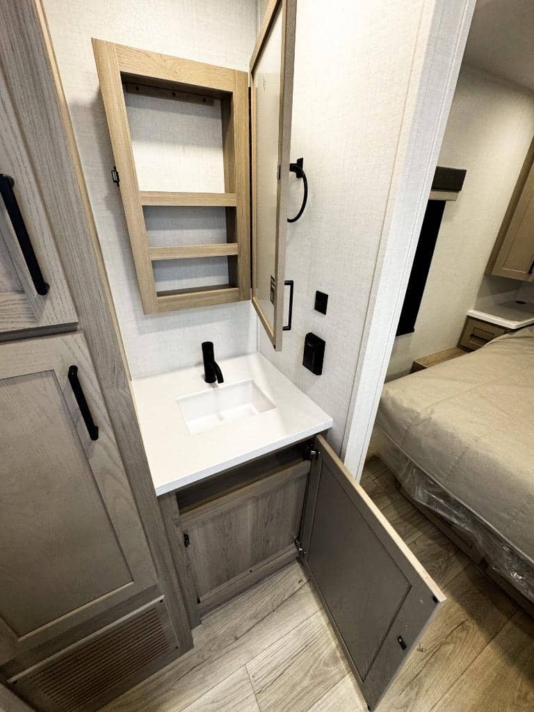 2026 Forest River RV 2026 Forest River RV Rockwood Ultra Lite - thumbnail 20