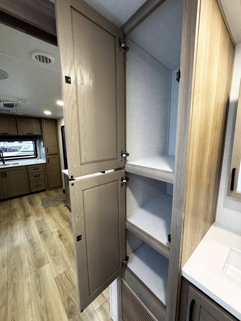 2026 Forest River RV 2026 Forest River RV Rockwood Ultra Lite - thumbnail 22