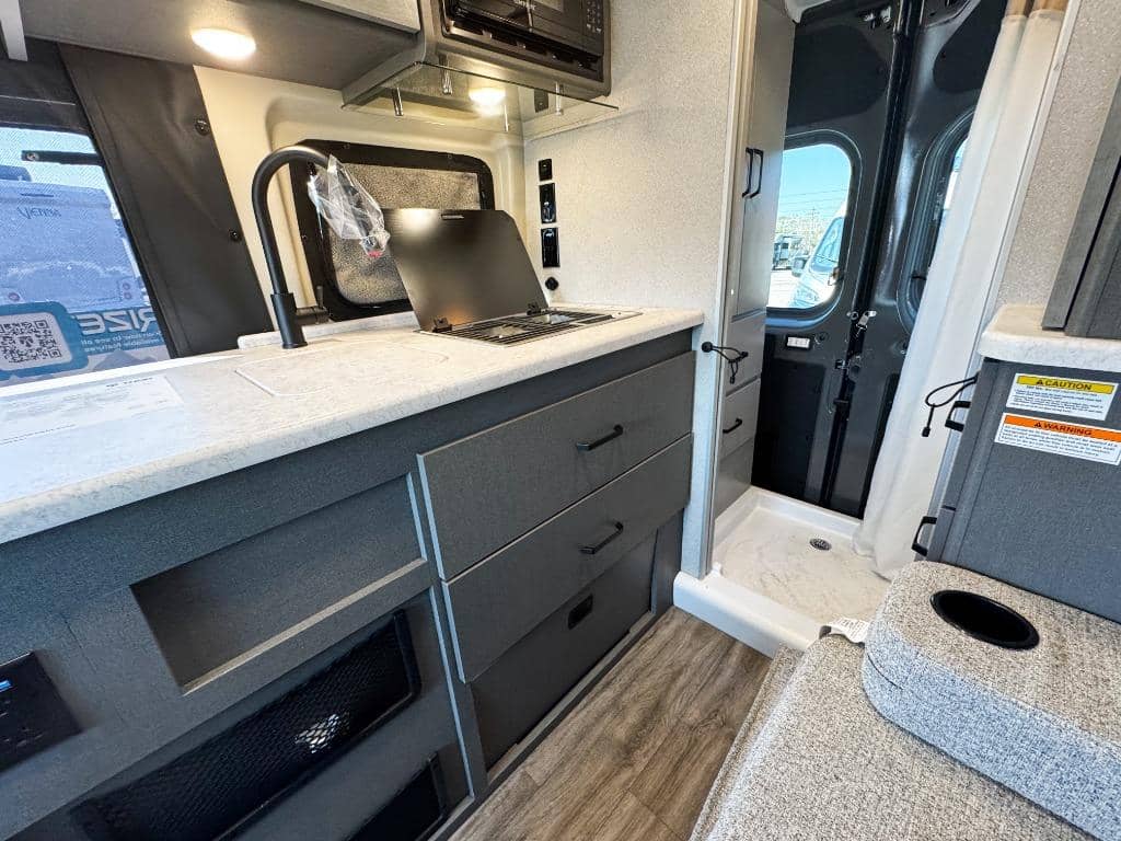 2026 Thor Motor Coach 2026 Thor Motor Coach Rize - thumbnail 6