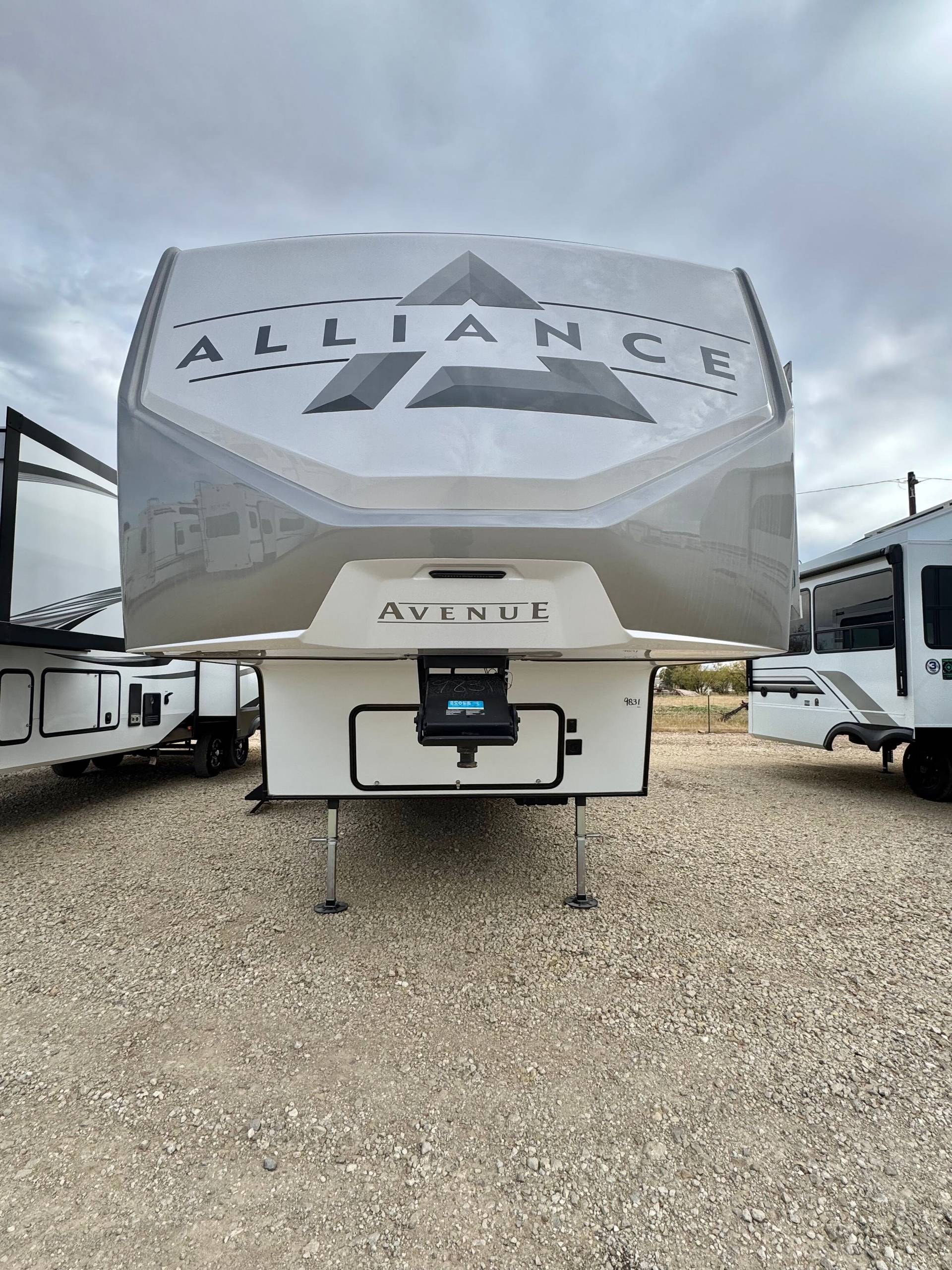 2025 Alliance RV 2025 Alliance RV Avenue - thumbnail 24