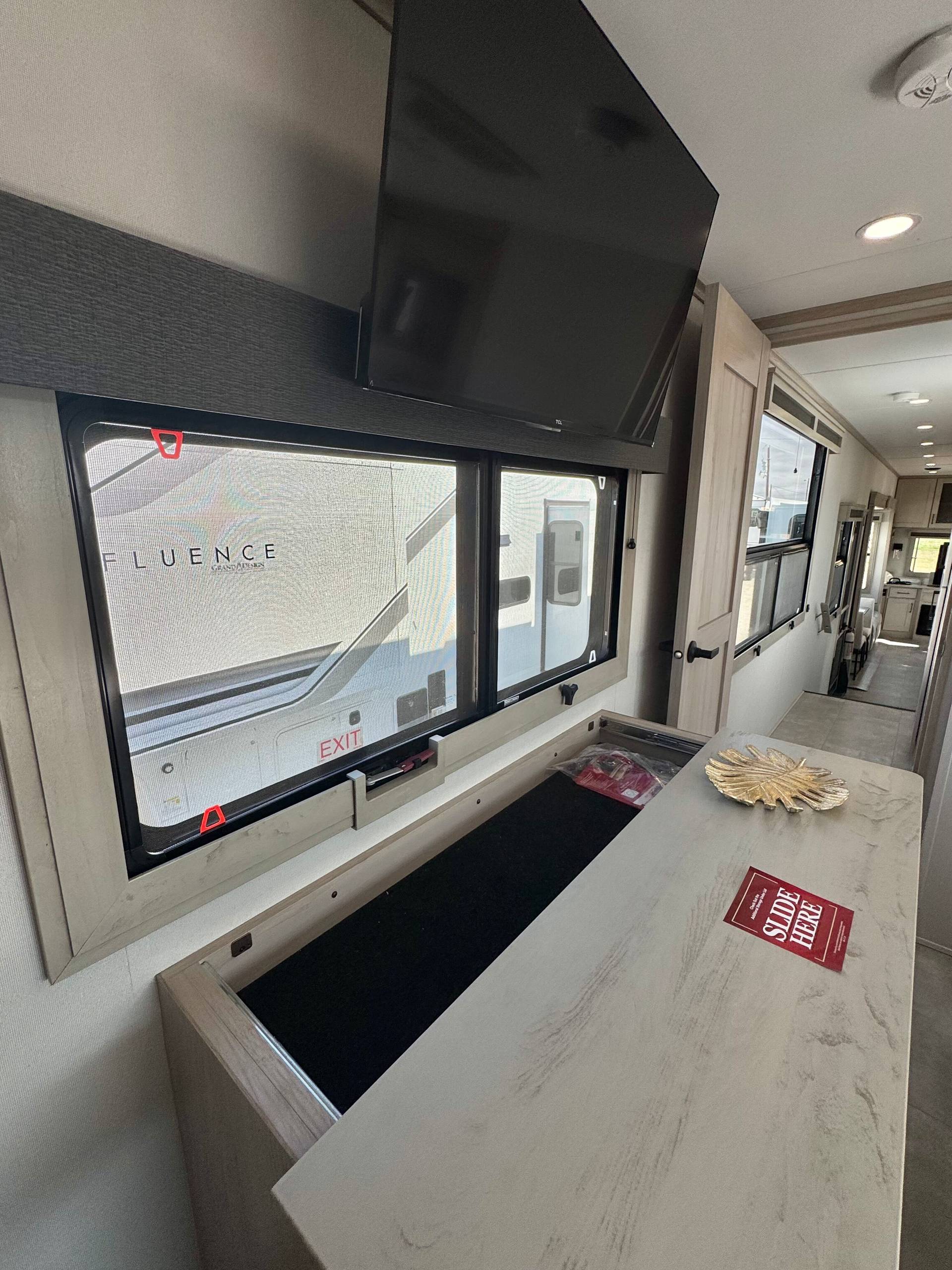 2025 Grand Design 2025 Grand Design Solitude - thumbnail 53