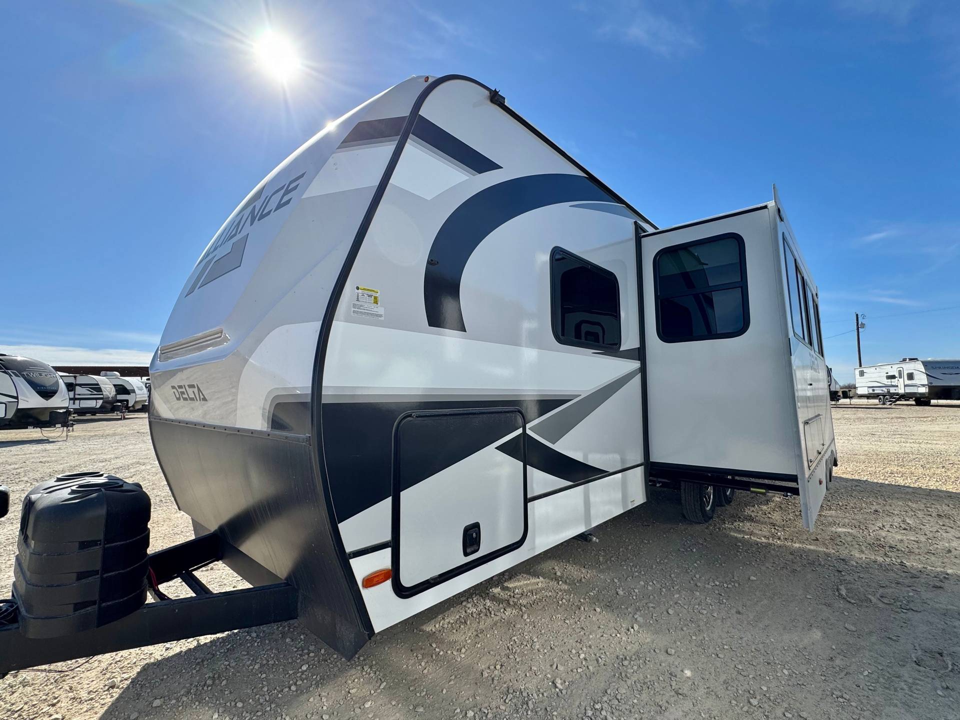 2025 Alliance RV 2025 Alliance RV Delta - thumbnail 11