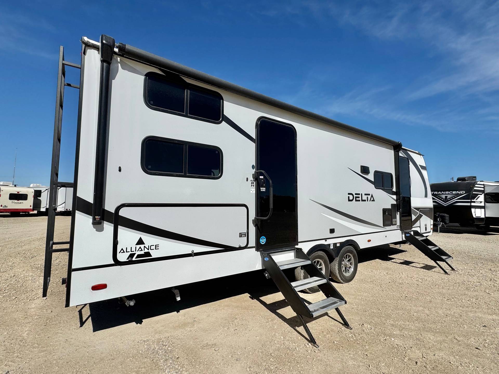 2025 Alliance RV 2025 Alliance RV Delta - thumbnail 5