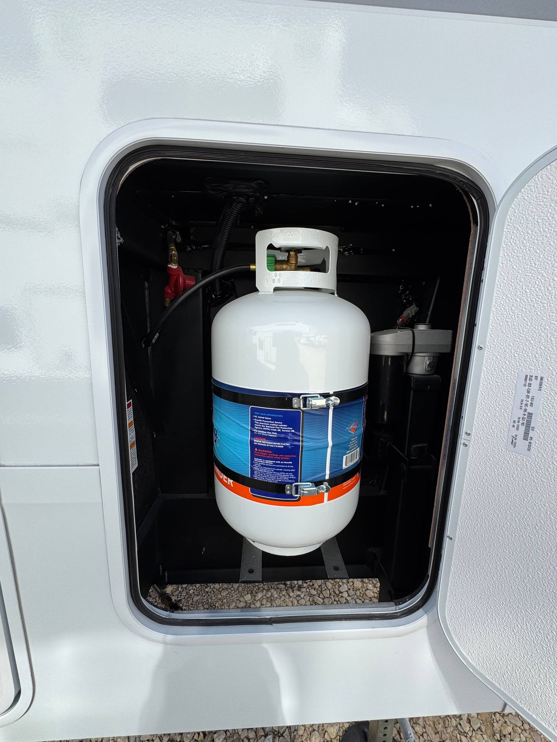 2025 Grand Design 2025 Grand Design Influence - thumbnail 6