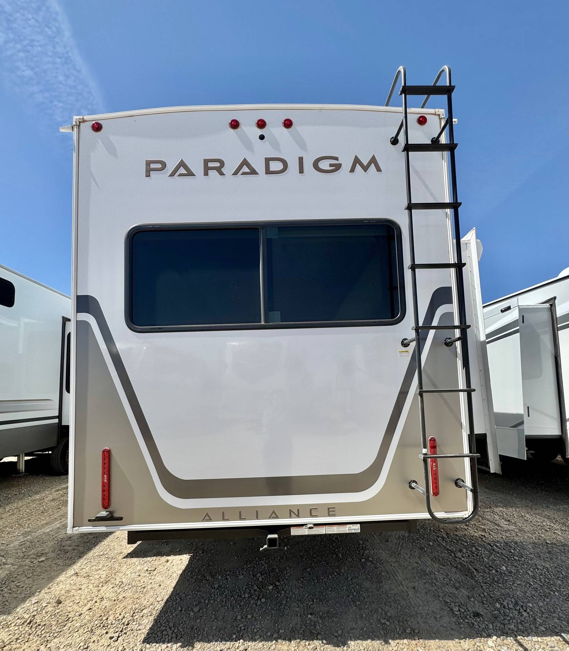 2025 Alliance RV 2025 Alliance RV Paradigm - thumbnail 14